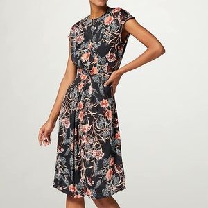 Truth & Fable Women Sz L Black Floral Satin Gathered Waist A-Line Midi Dress